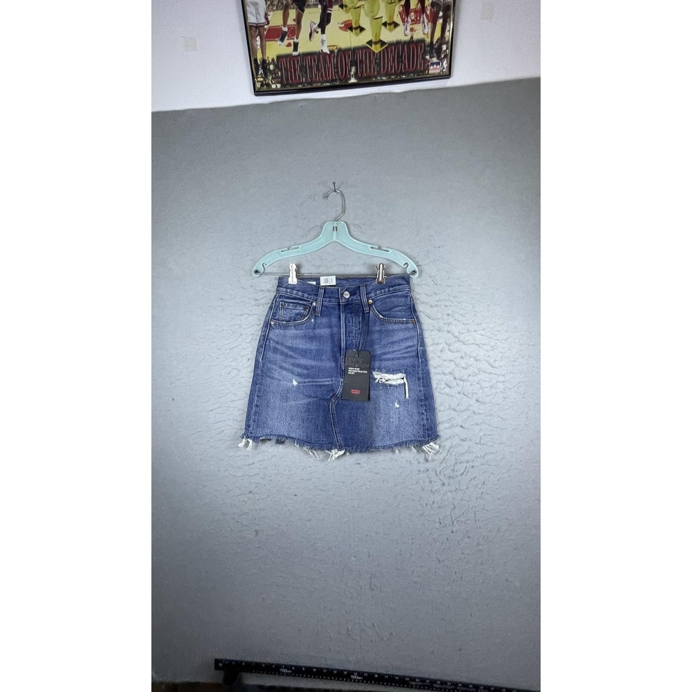 Levi's Premium Denim Skirt Womens 26 Blue High-Rise Mini Distressed